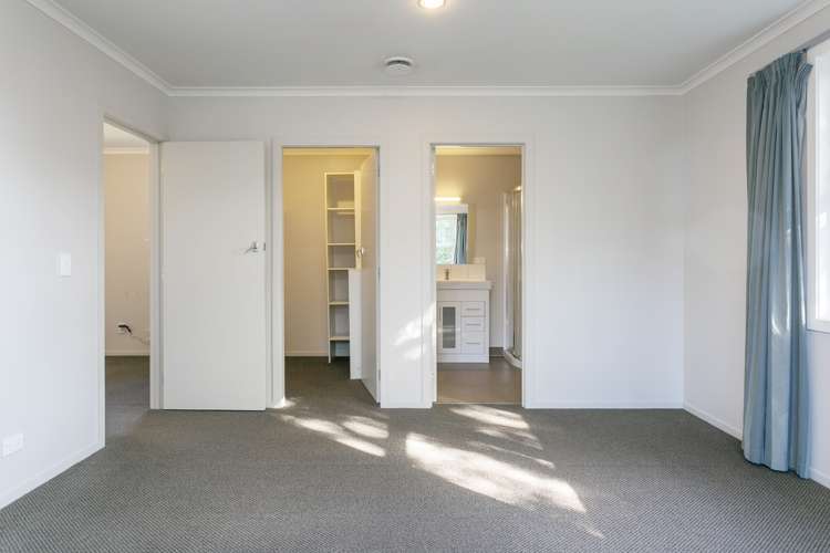 14 Simkin Street Taupo_15