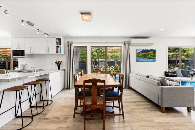 12 Weathers Place Taradale_13