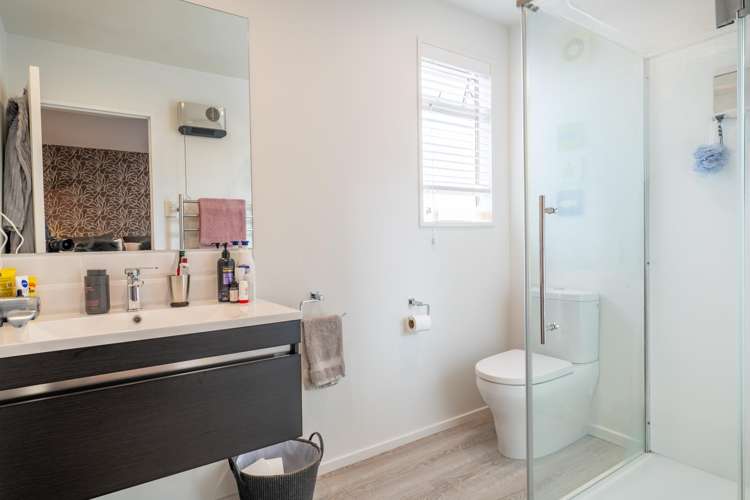 87 Temple Crescent Gleniti_17