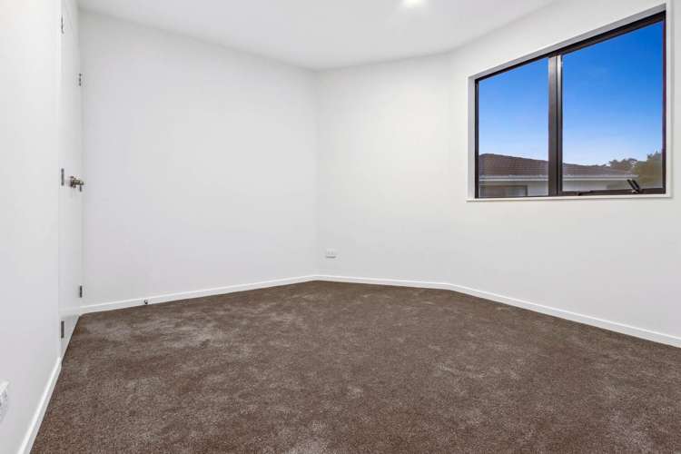 11e Elizabeth Drive West Harbour_13