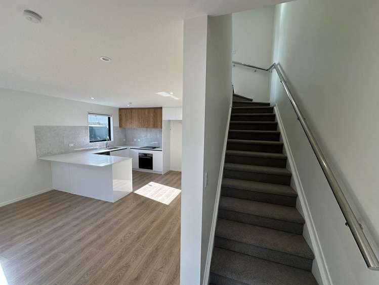 28D McKinstry Avenue Mangere East_16