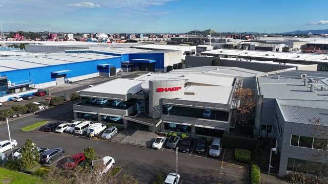 Centrally Placed Office and Warehouse
