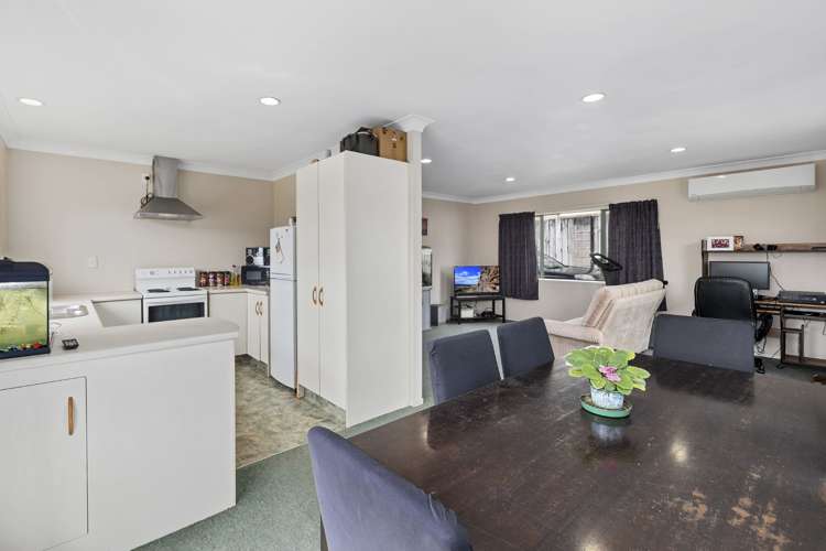 16c Bristol Avenue Brookfield_1