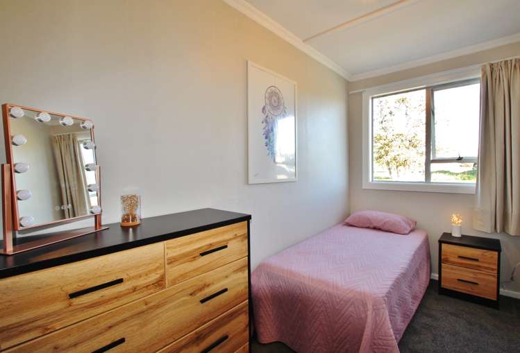 14 Oxford Street Gore Surrounds_12