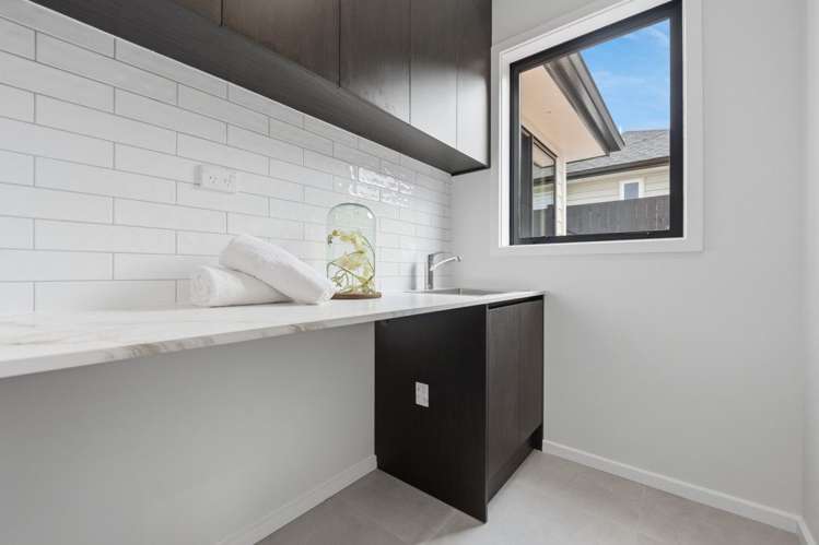 2 Tipu Crescent Milldale_24