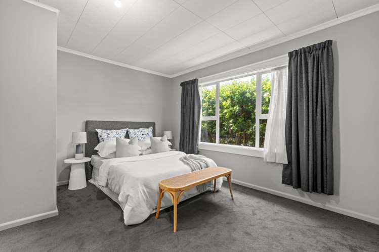 76 Sylvan Street Hillmorton_12