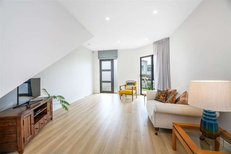 12 Moki Place Long Bay_26