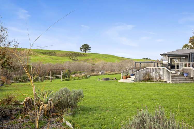 1044 Churchill Road Pukekawa_15