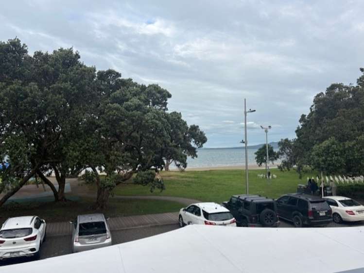 7/6 Beach Front Lane 1607_7