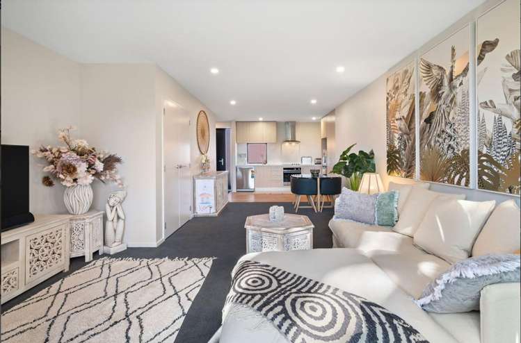 2/66 Innes Road Merivale_5