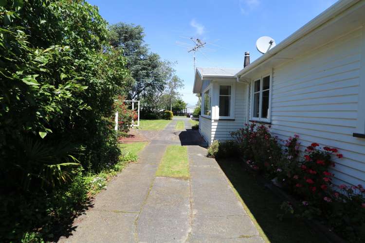 6 Lincoln Road Carterton_20