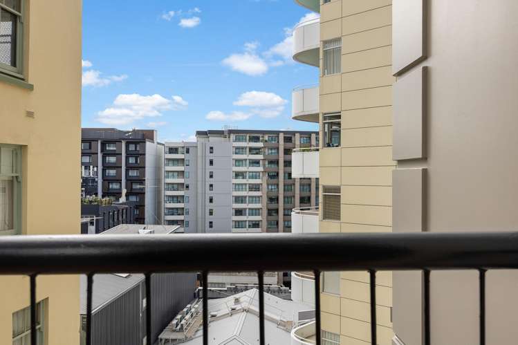 6E/2 Eden Crescent Auckland Central_4