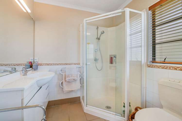 4 Westminster Gardens Unsworth Heights_10