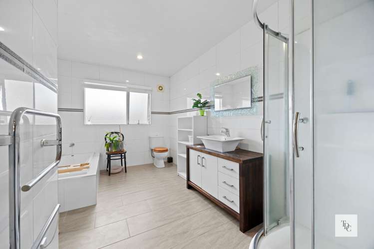 47 Coachman Drive Flat Bush_12