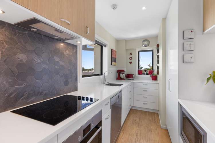 401/18 Carlton Mill Road Merivale_8