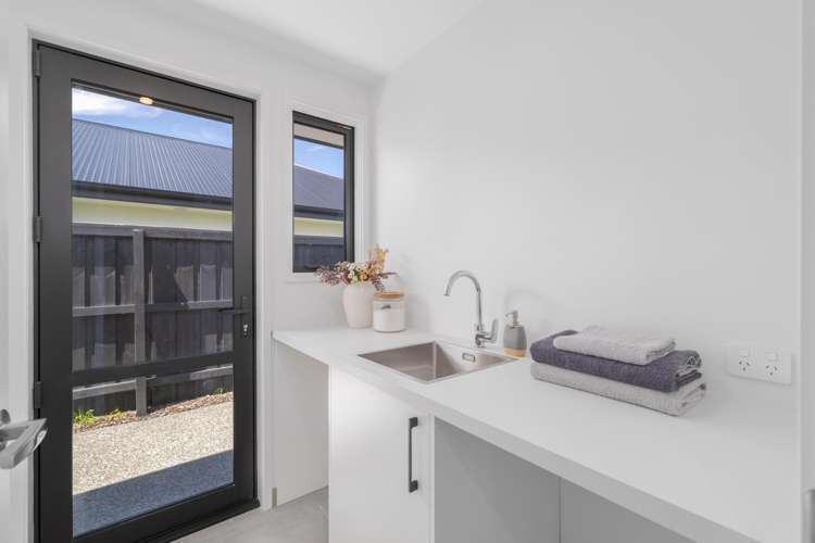 32 Derbridge Street Woodend_15