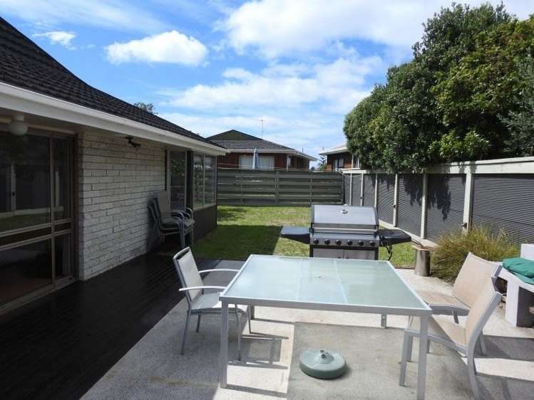 3b Monarch Grove Pauanui_3