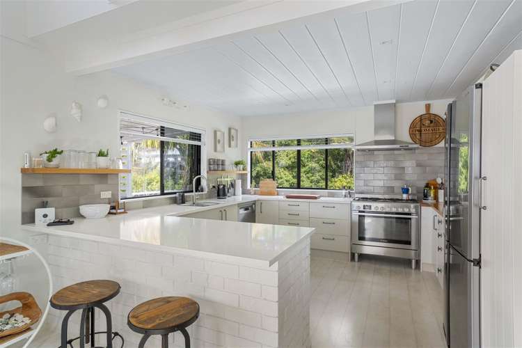 215b Russell Bruce Place Onemana_11