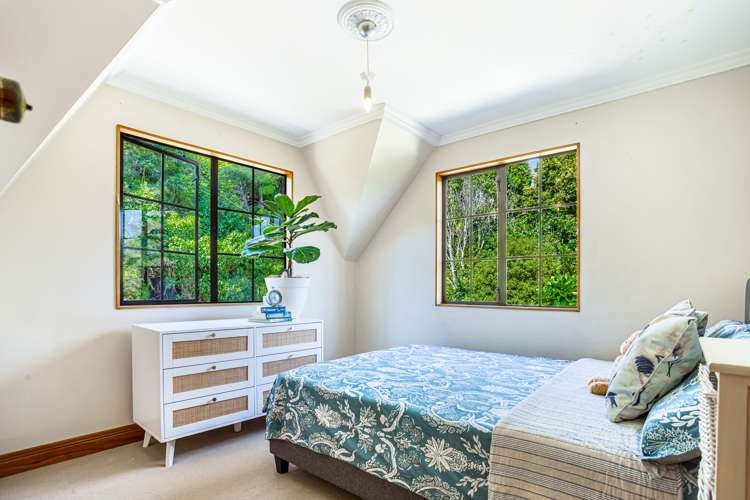 47 Chatham Avenue Paremoremo_14