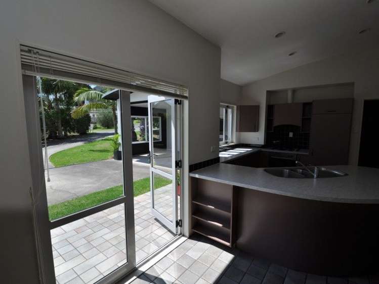 104 The Yardarm Pauanui_14