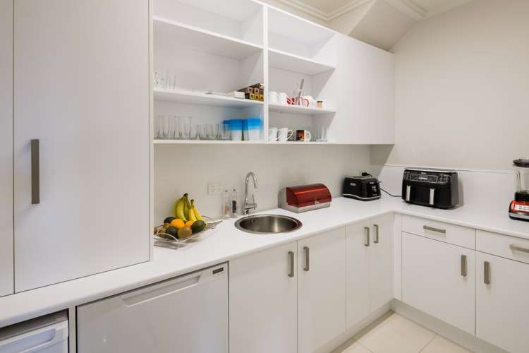 142 Saint James Drive Huntington_11