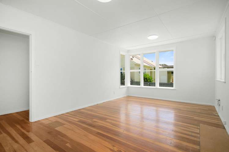 19 Petherick Street Taita_6