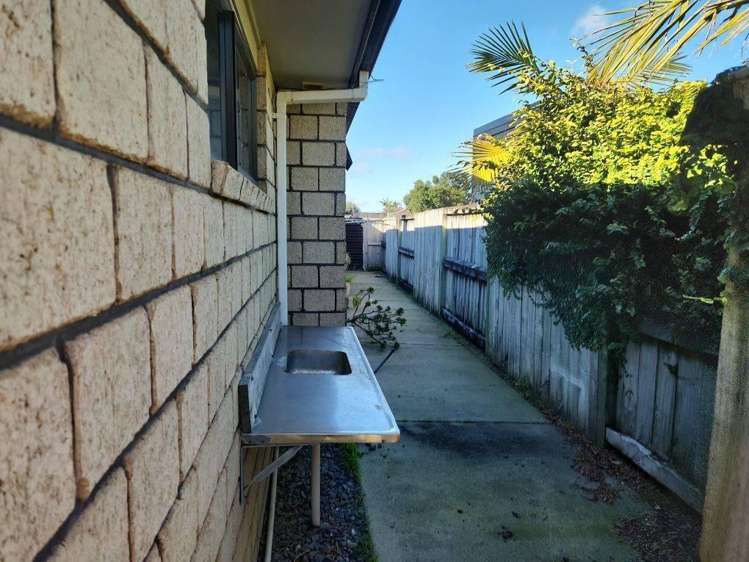 4 Millie Court 1131_20