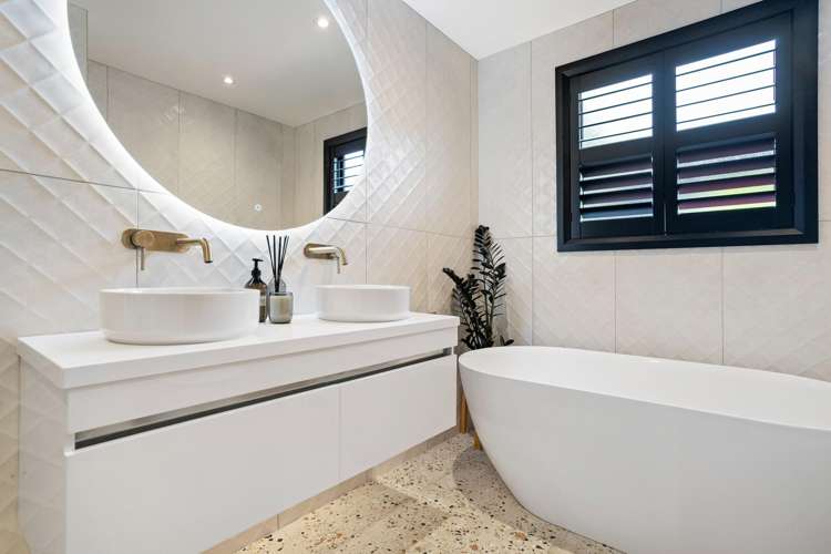 110 Augusta Drive Pauanui_30