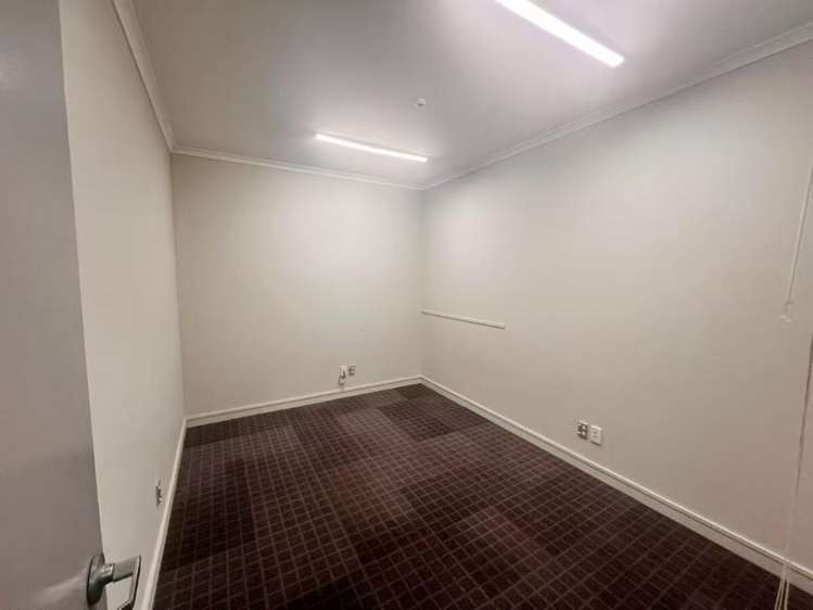 Unit 4, 45 The Boulevard Te Rapa_4