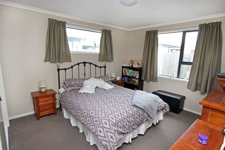 2/63 Royal Crescent Saint Kilda_4