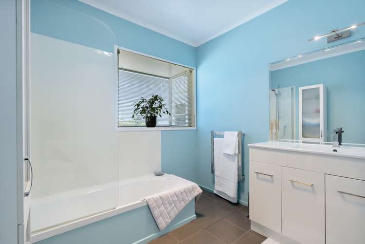 327 Hillsborough Road Hillsborough_19