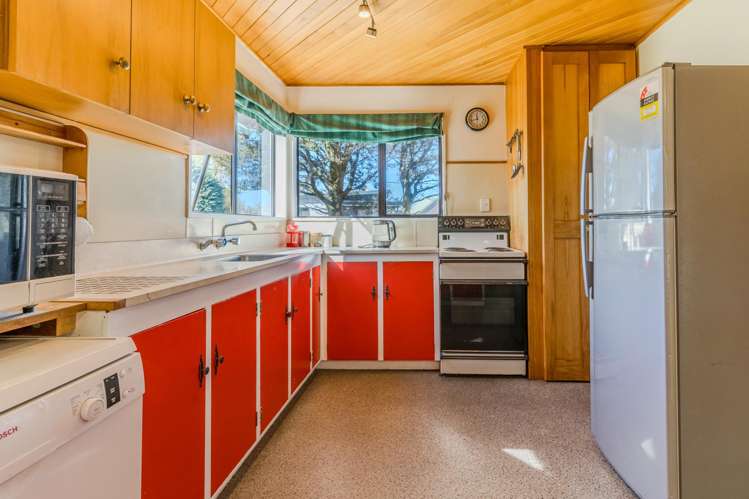 33 Braemar Place Twizel_11