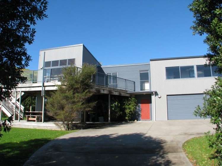 10 Logans Lane Kuaotunu_18