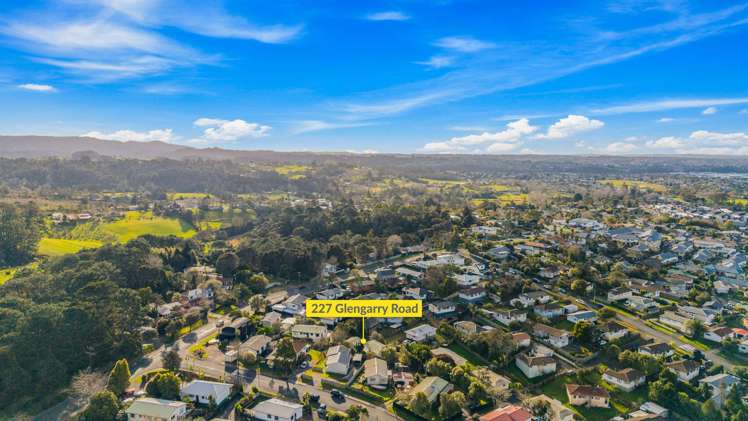 227 Glengarry Road Glen Eden_32