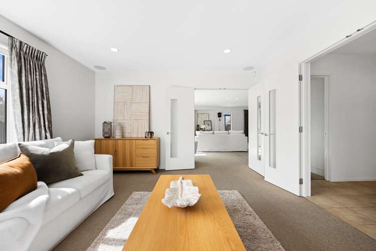 7 Benmore Gardens Harewood_8