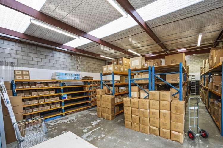 32 Clark Street New Lynn_6