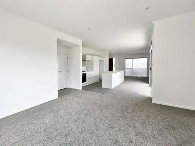 64 Nugget Ave Hobsonville_3