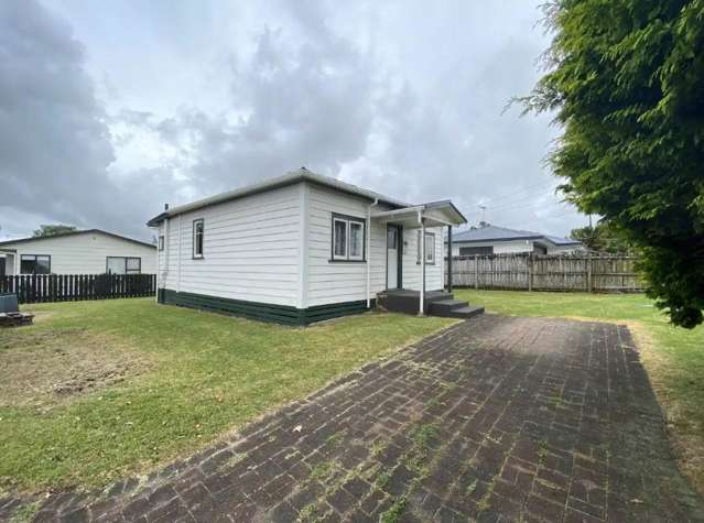 1/27 Railway Street West Papakura_2