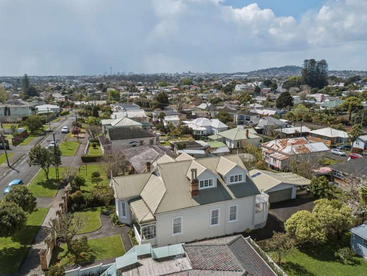 1 Counsel Terrace Mount Albert_18