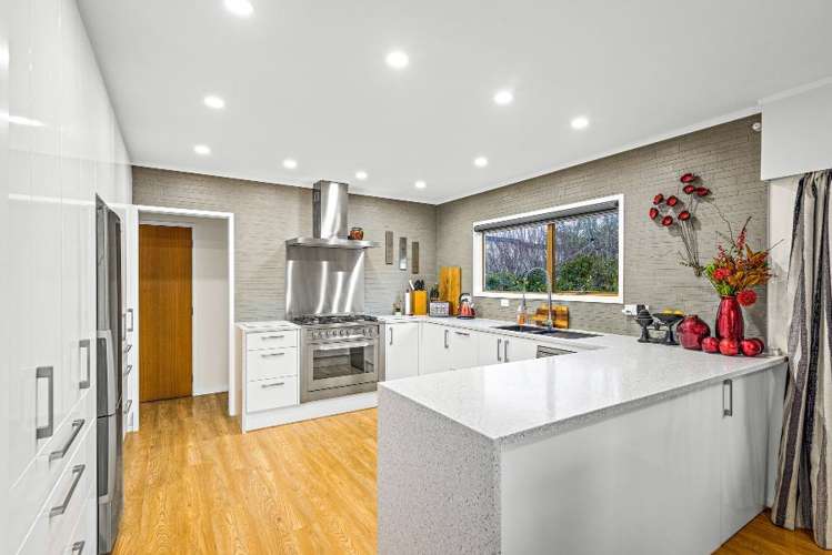 6 Fayette Place Te Atatu South_2