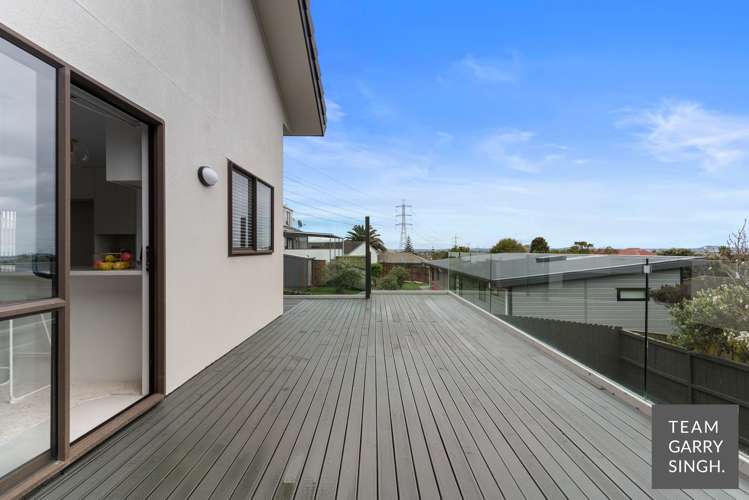 20 Hilltop Road Clover Park_14