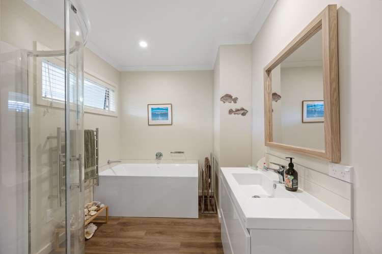 1 Willow Drive Taradale_14