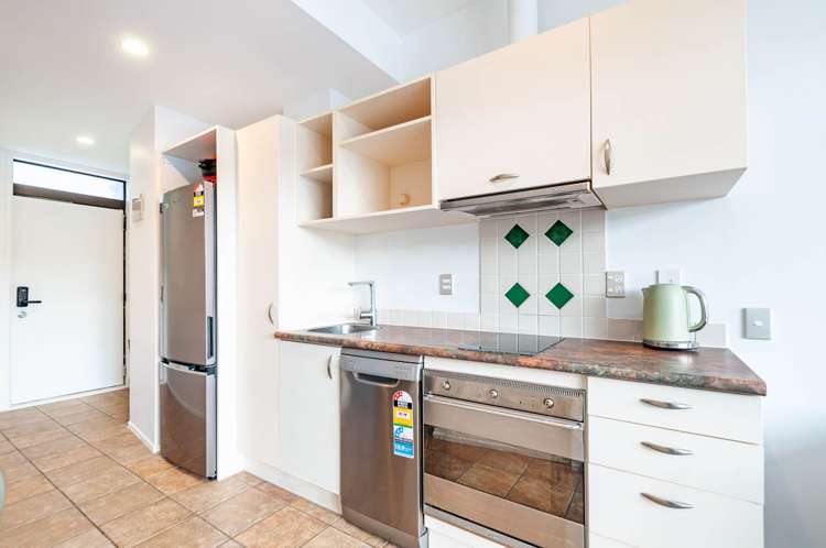 74/92 Bush Road Albany_8