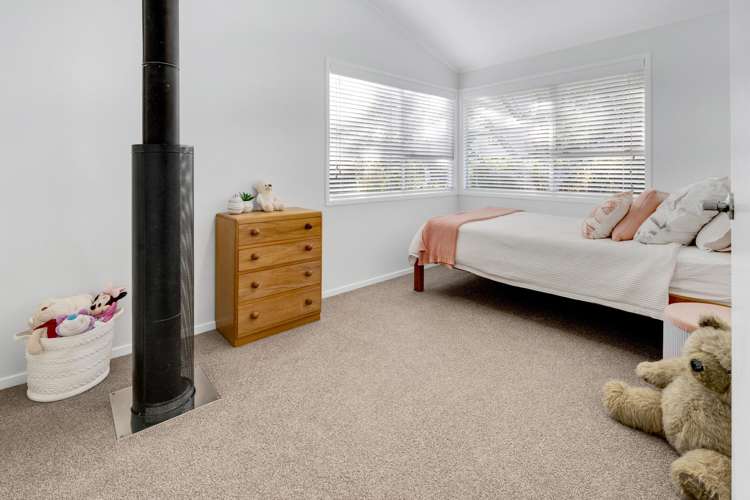 12 Camwell Close Bucklands Beach_16