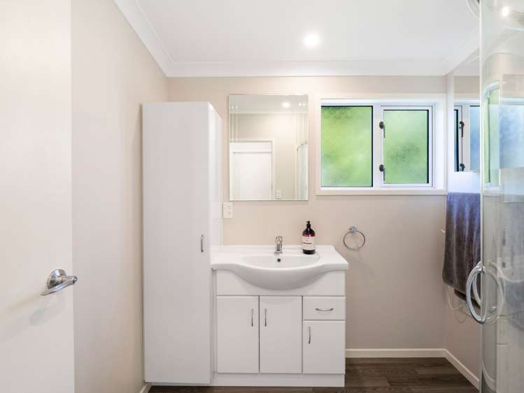 4 Iwiroa Terrace Durie Hill_19