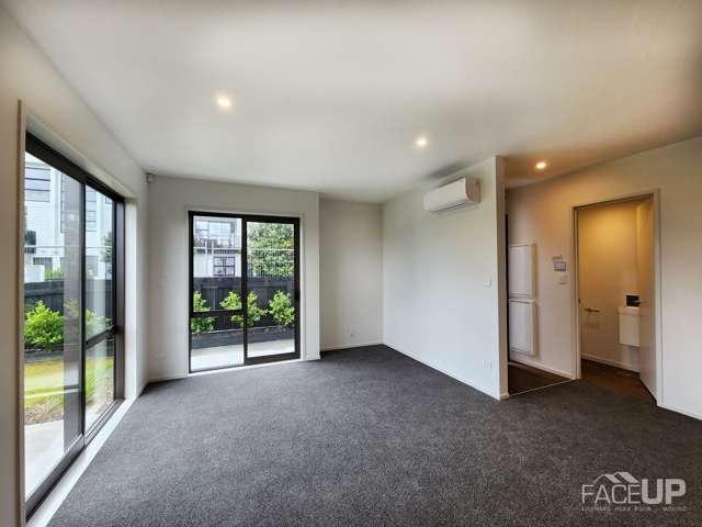 86 Glidepath Road Hobsonville_3