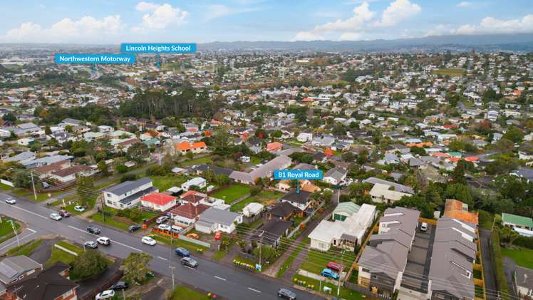 81 Royal Road Massey_32