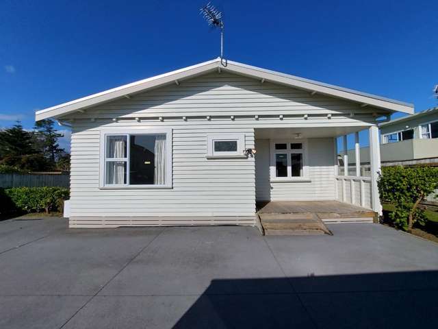 44A Collins Street Hawera_1