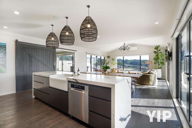 10 Okupe Grove Aotea_10