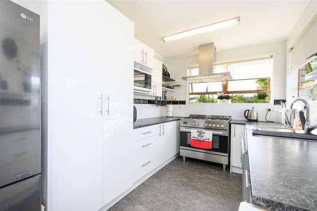 21 Flower Street Bulls_3